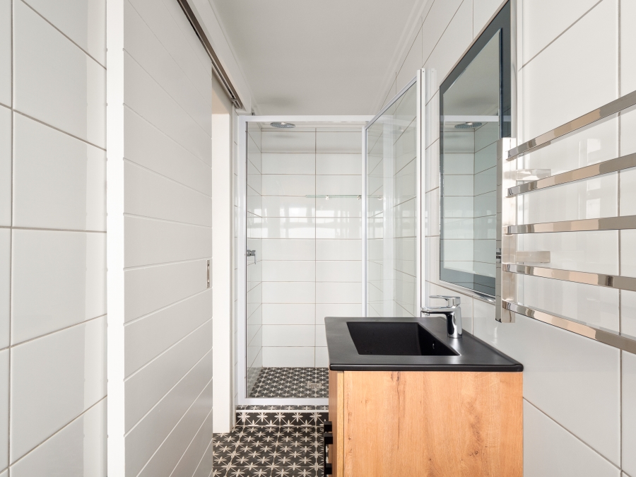 5 Bedroom Property for Sale in Paradise Western Cape